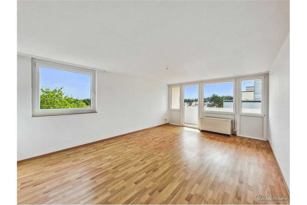 Residential - Condo/Apartment - Stein - Germany - 320691009-22 , RE/MAX ...