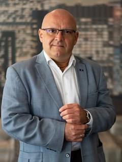 Asistenta māceklis - Господин Велков Gospodin Velkov - RE/MAX Dream