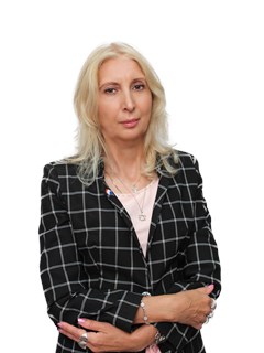 Агент в обучение - Елена Андонова Elena Andonova - RE/MAX Active