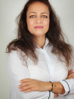 Associate in Training - Цветелина Трифонова Tsvetelina Trifonova - RE/MAX Old Capital