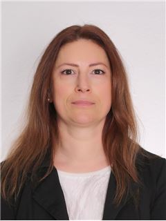 Associate in Training - Елена Димитрова Elena Dimitrova - RE/MAX Gold