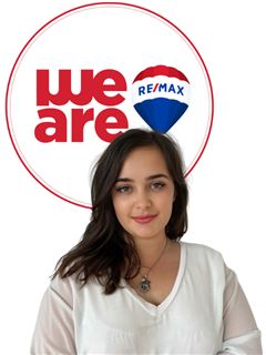 Михаела Стоилова Mihaela Stoilova - RE/MAX Concept