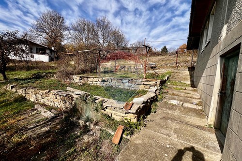 За продажба-Селска къща-гр. Елена, Област Велико Търново, България-360431001-618