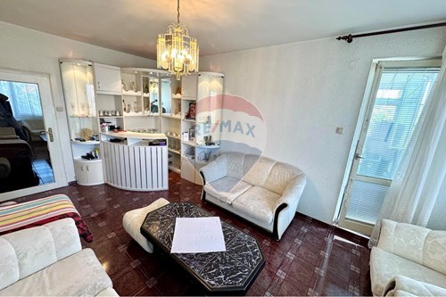 За продажба-Апартамент-Хъшове, гр. Русе, Област Русе, България-360451035-42
