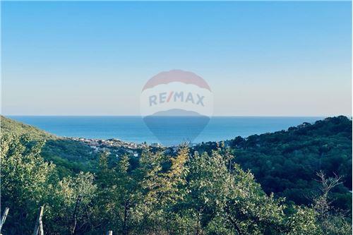 За продажба-Поземлен имот-гр. Балчик, Област Добрич, България-360321025-178
