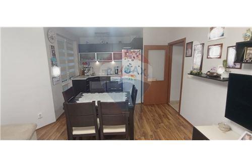 За продажба-Апартамент-Левски, гр. Варна, Област Варна, България-360301027-128
