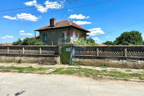 За продажба-Селска къща-с. Ресен, Област Велико Търново, България-360431008-364
