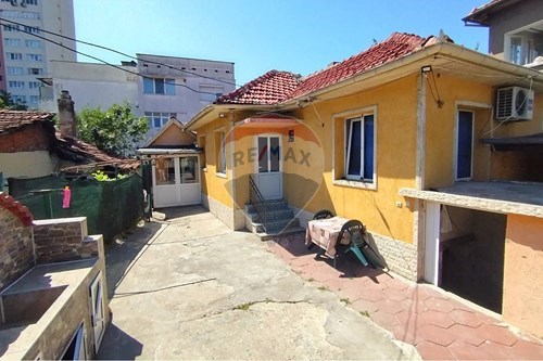 За продажба-Градска къща-Родина 2, гр. Русе, Област Русе, България-360451035-57