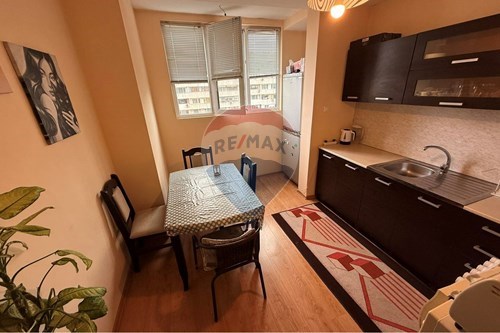 For Sale-Condo/Apartment-Червен площад, гр. Варна, Област Варна, Болгария-360511003-282