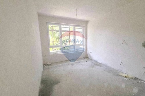For Sale-Condo/Apartment-Погреби, гр. Варна, Област Варна, Болгария-360511010-77