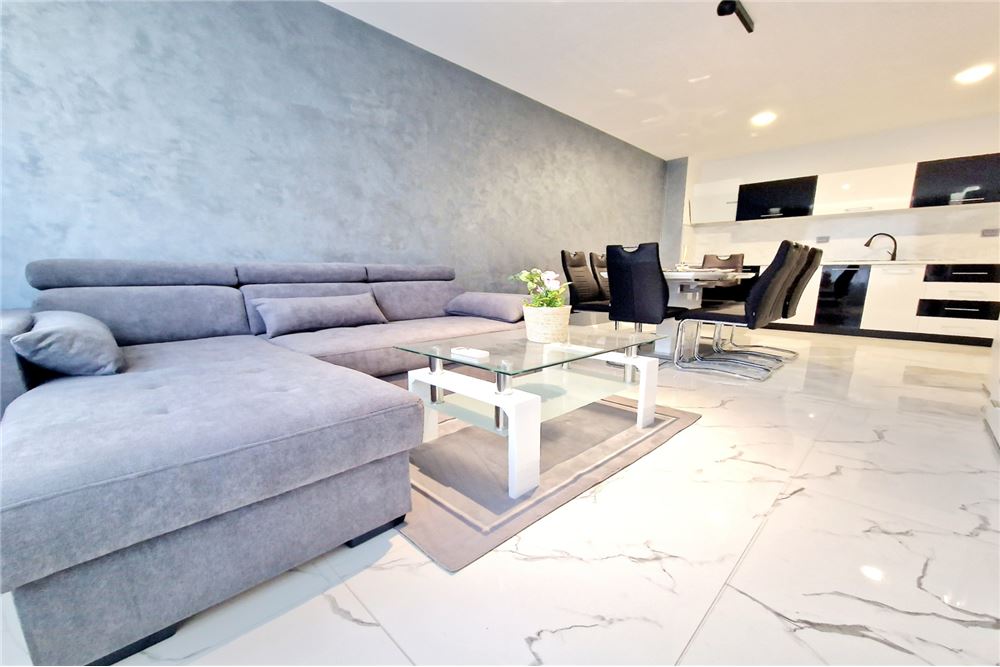 Апартамент - Под наем - гр. Стара Загора, България - 360281018-181 , RE ...