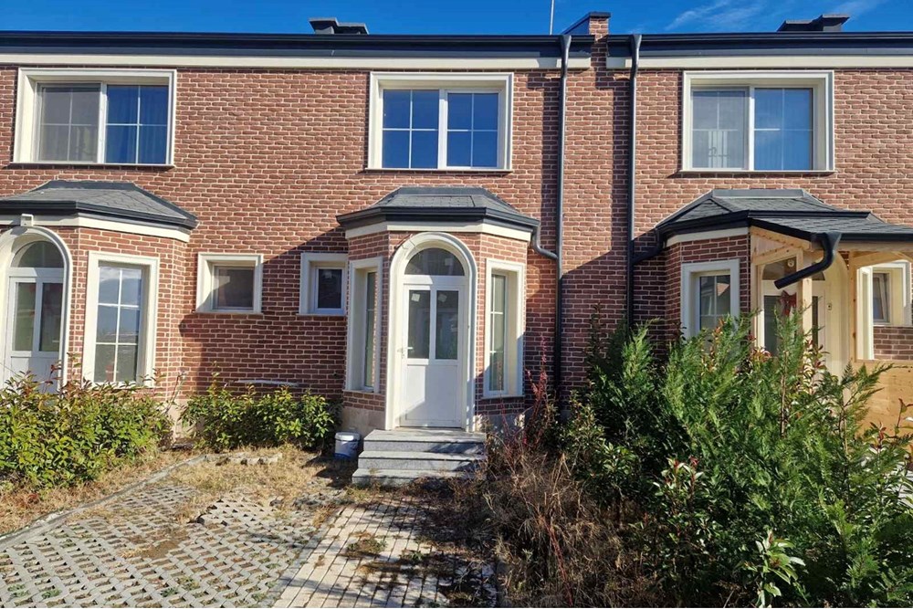 Градска къща - За продажба - с. Скутаре, България - 360581003-4 , RE ...