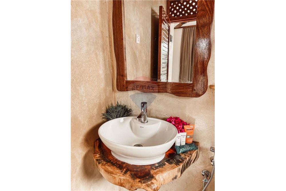 Хотел - За продажба - Zanzibar Central South, Zanzibar, Танзания - 42 - 360241007-96