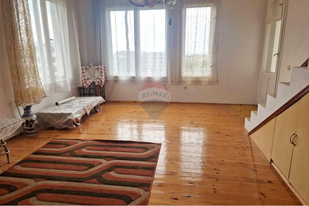 Градска къща - За продажба - гр. Варна, Област Варна, България - viber_image_2025-06-10_13-09-00-704.jpg - 360531003-45