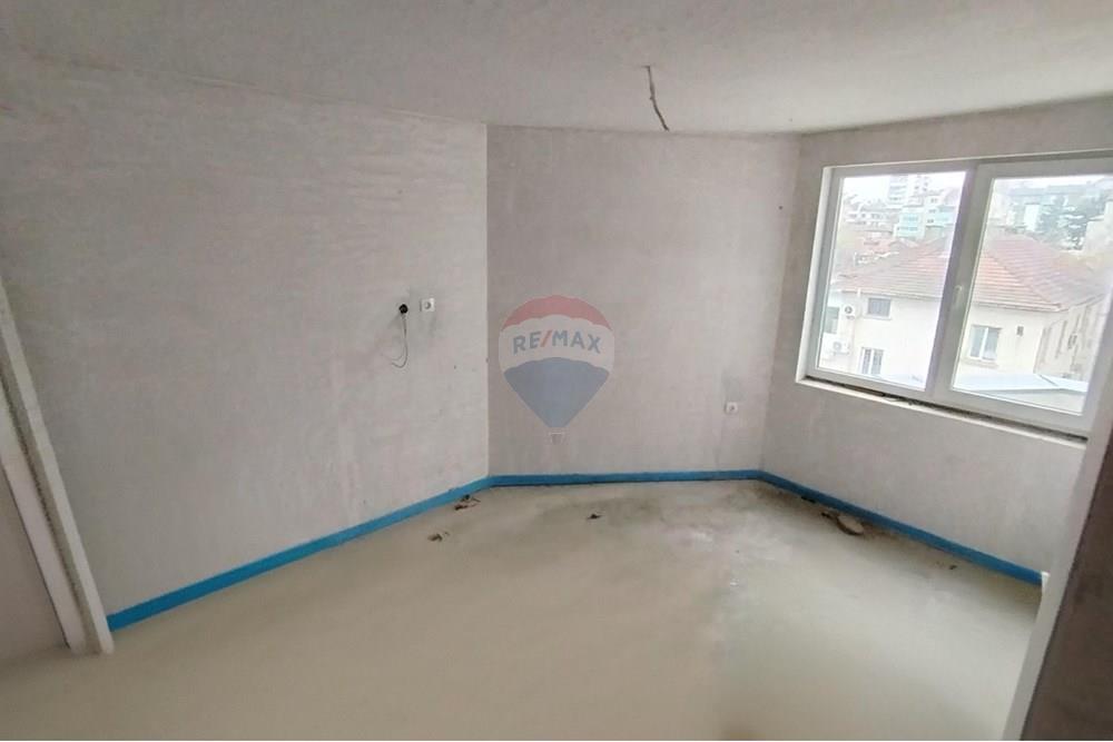 Апартамент - За продажба - гр. Русе, Област Русе, България - viber_image_2025-12-08_16-30-08-639.jpg - 360451035-99