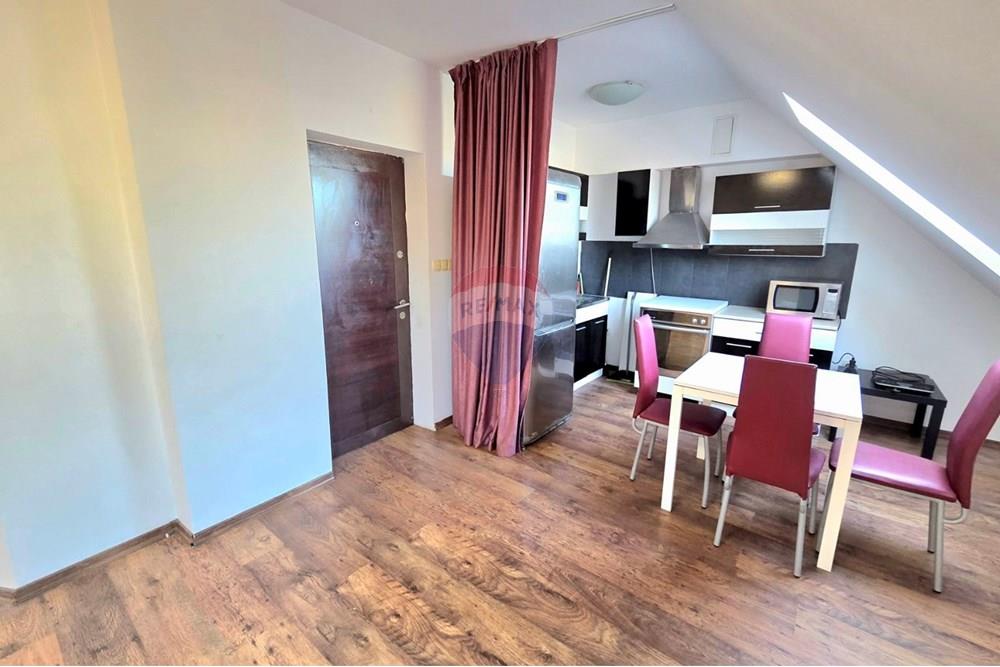 Апартамент - Под наем - гр. Варна, Област Варна, България - viber_image_2025-12-12_09-08-11-092.jpg - Кухня - 360511018-24