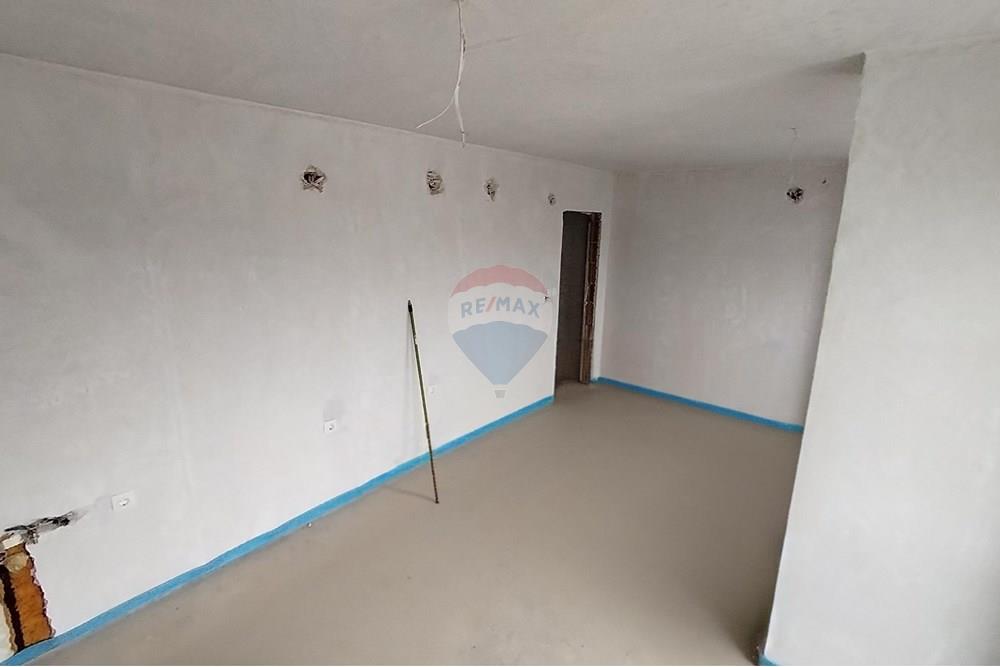 Апартамент - За продажба - гр. Русе, Област Русе, България - viber_image_2025-12-08_16-30-08-456.jpg - 360451035-99