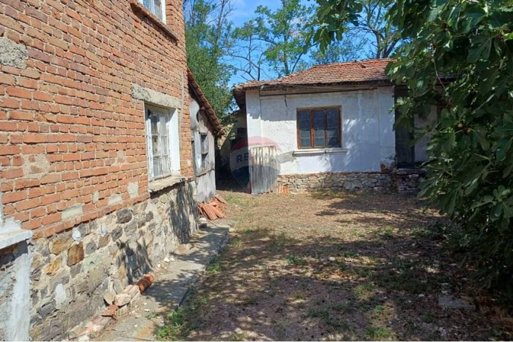 Селска къща - За продажба - с. Рисиманово, Област Стара Загора, България - 5.jpg - 360281037-8