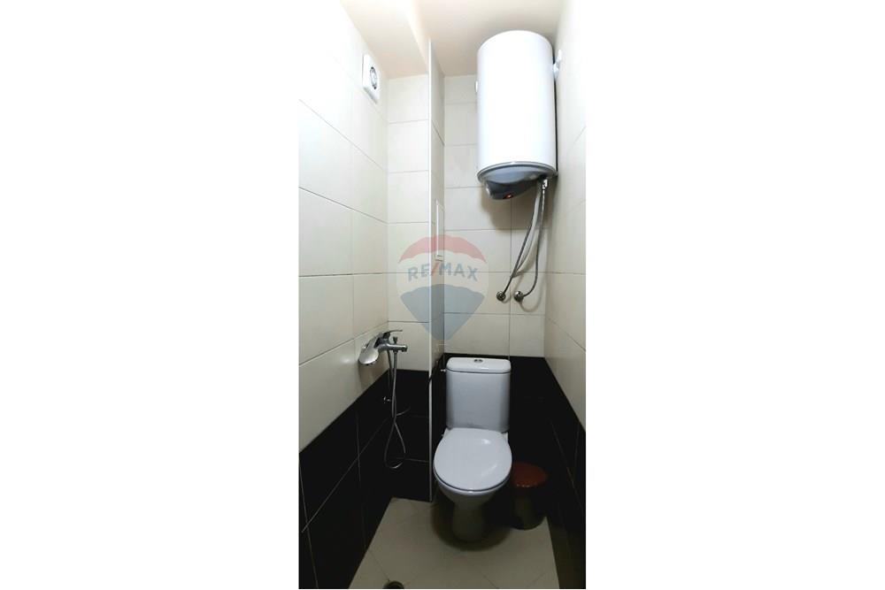 Офис - Под наем - гр. Варна, Област Варна, България - 20250902_125639.jpg - 360301018-159