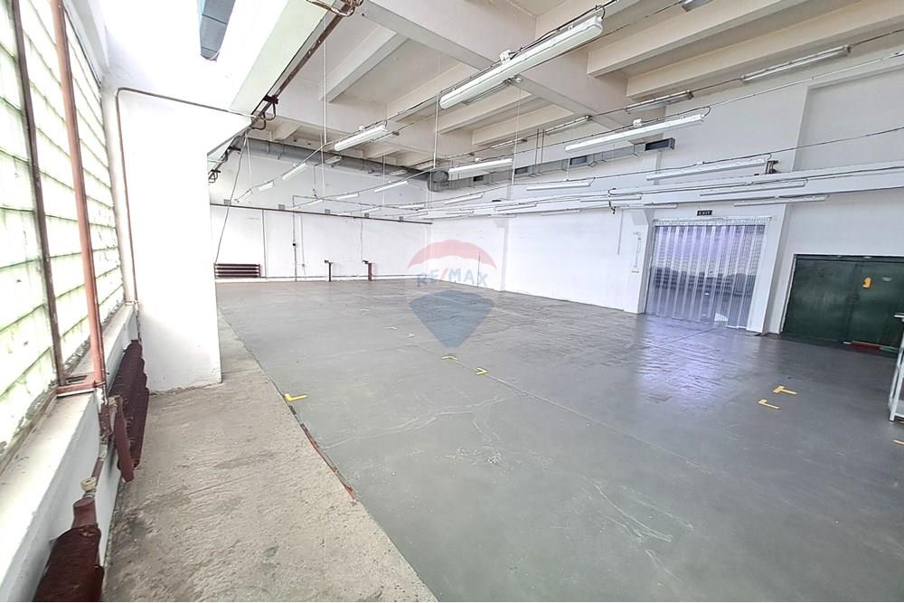 Индустриален имот - Под наем - гр. Русе, Област Русе, България - 20251021_135202.JPG - 360451036-39