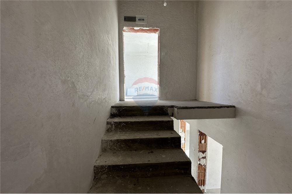 Градска къща - За продажба - гр. София, Област София град, България - 55 - 360241007-88