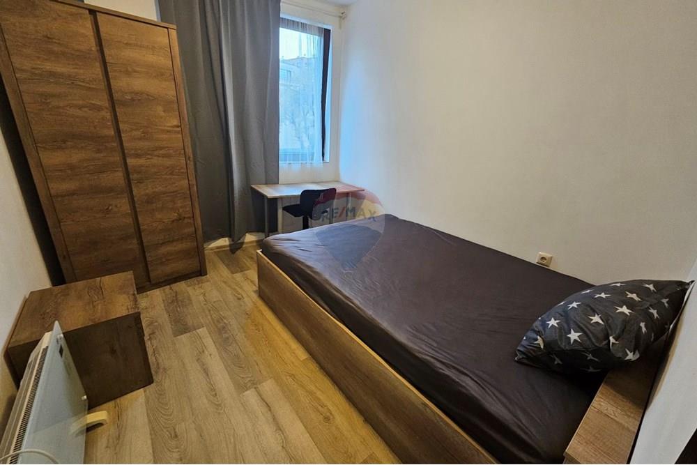 Апартамент - Под наем - гр. Варна, Област Варна, България - viber_image_2025-10-24_14-21-19-373.jpg - Детска стая - 360511013-81