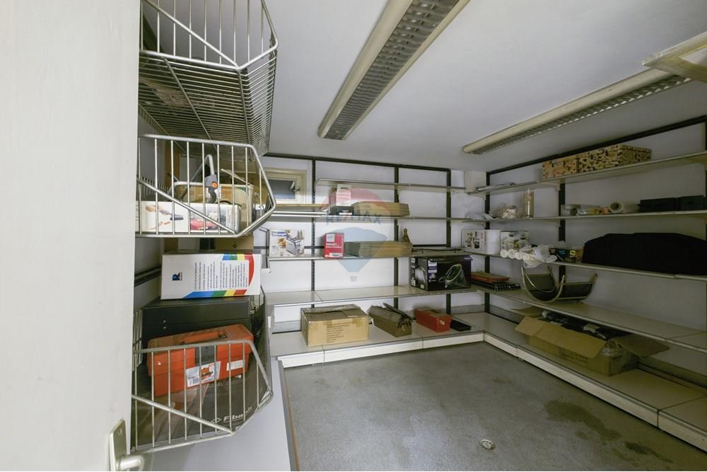 Градска къща - За продажба - гр. София, Област София град, България - CAM02315G0-PR0098-STILL072.jpg - 360241021-100