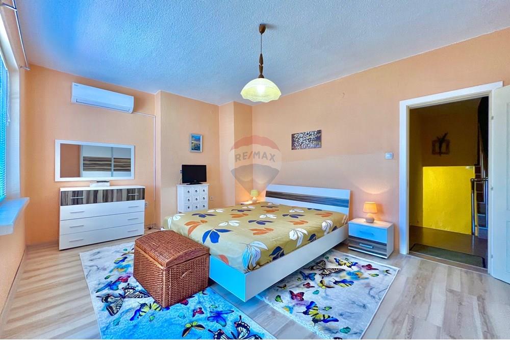 Къща близнак - Под наем - гр. Варна, Област Варна, България - IMG_6005.jpeg - 360391002-82