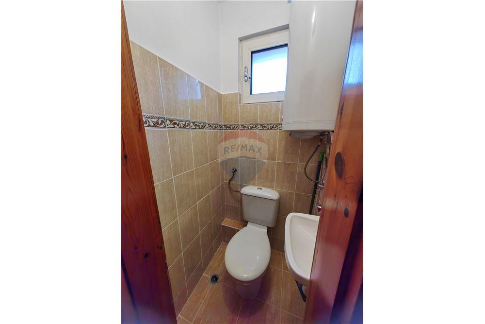 Етаж от къща - Под наем - гр. Варна, Област Варна, България - 16 - 360471021-47