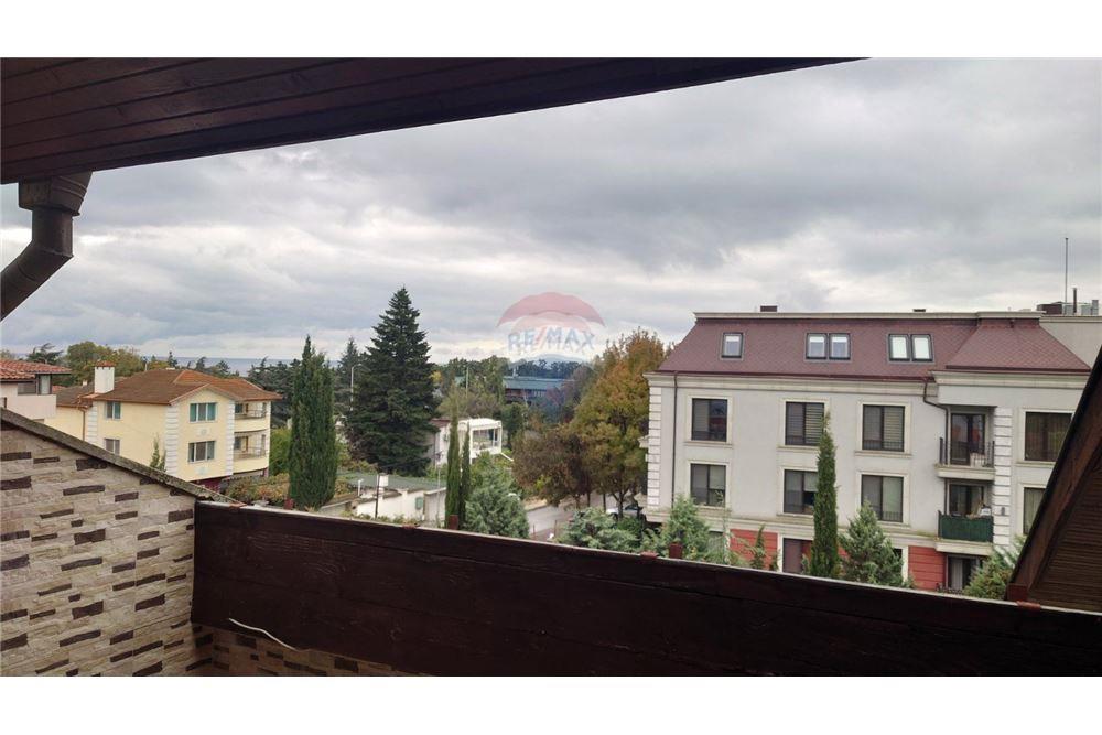 Градска къща - За продажба - гр. Варна, Област Варна, България - 19 - 360301027-142