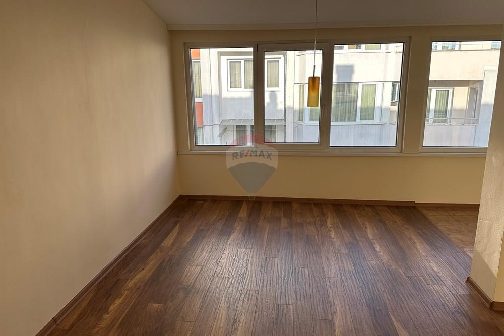 Апартамент - За продажба - гр. Варна, Област Варна, България - IMG_1872.JPG - 360391070-1