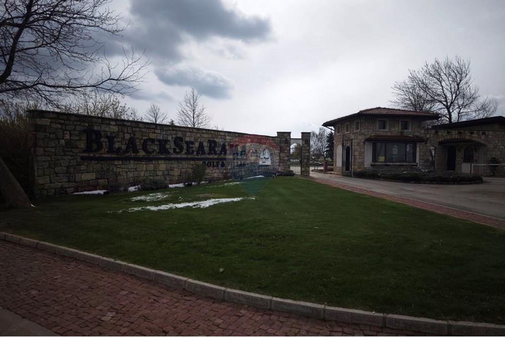 УПИ - За продажба - с. Топола, Област Добрич, България - viber_image_2025-04-07_16-21-48-932.jpg - 360391053-4