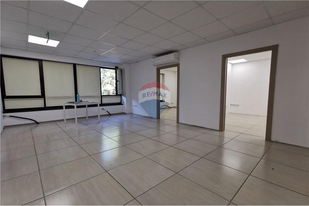 Офис - Под наем - гр. Варна, Област Варна, България - 9 - 360331006-230