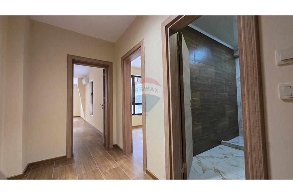 Офис - Под наем - гр. Варна, Област Варна, България - 20251006_152310.jpg - 360471023-61