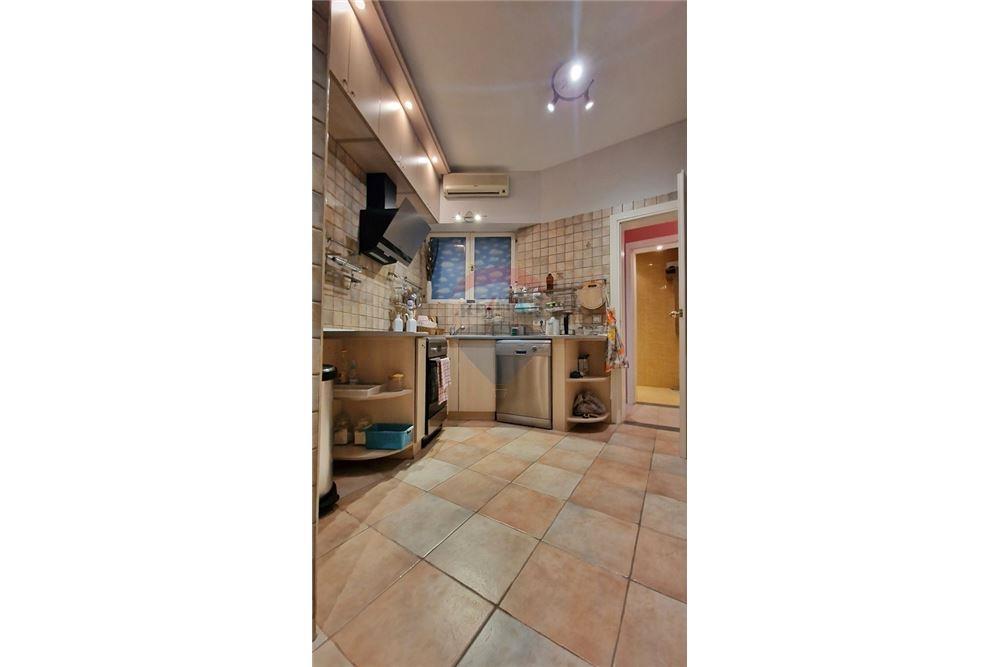 Апартамент - За продажба - гр. Пловдив, Област Пловдив, България - КУХНЯ - 360261007-211