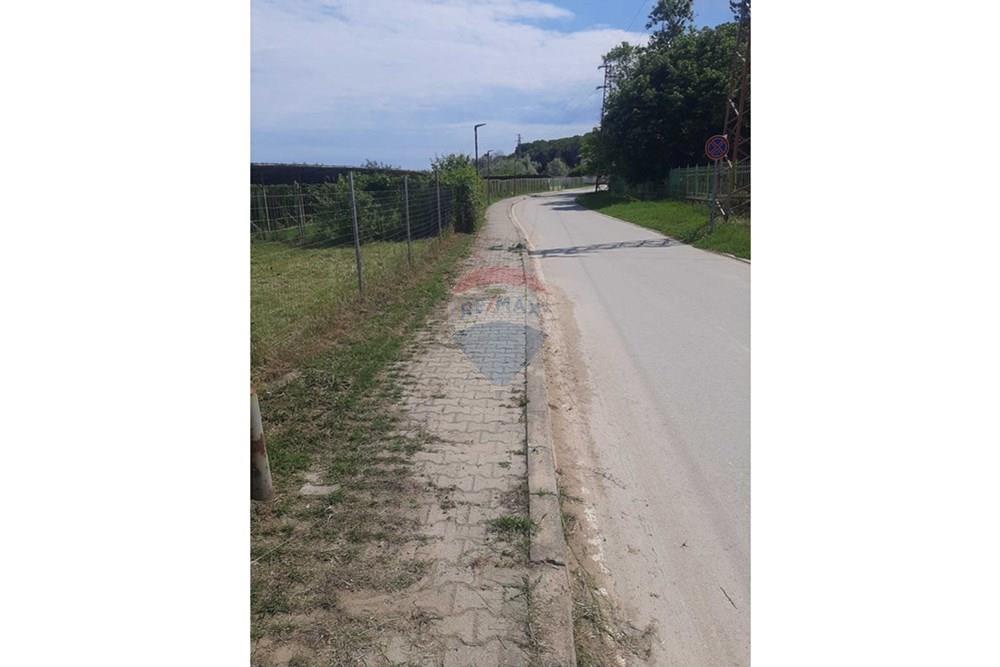 УПИ - За продажба - с. Шкорпиловци, Област Варна, България - 3.jpg - 360331037-2