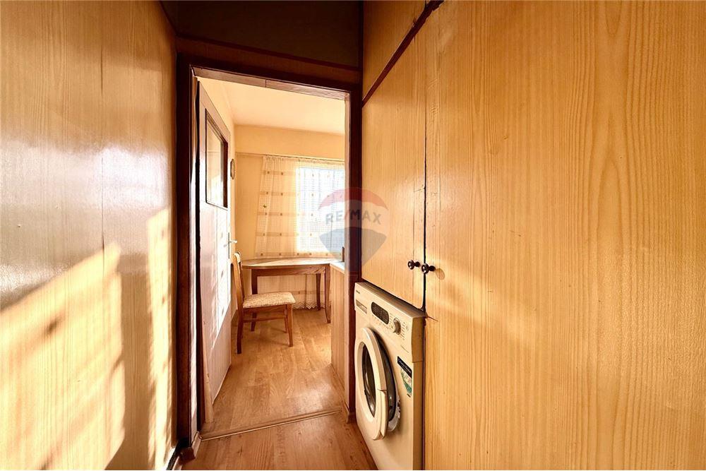 Апартамент - За продажба - гр. Варна, Област Варна, България - Функционален Г - образен коридор с килер - Коридор - 360321025-285