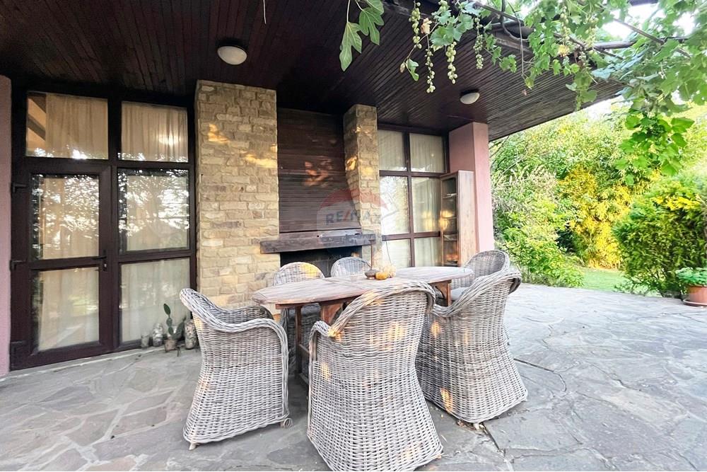 Градска къща - За продажба - м-т Манастирски рид, Област Варна, България - 4_VillaBoro.jpg - 360331037-11