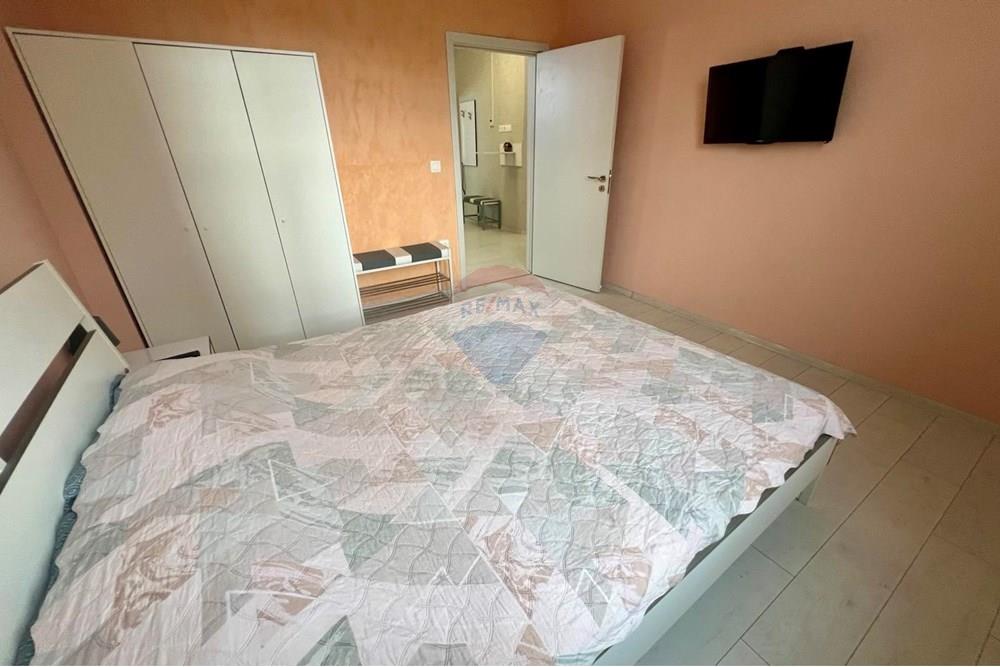 Апартамент - Под наем - гр. Бургас, Област Бургас, България - 0-02-05-b952368631c19d8748a3aede5690efbad3c4a460756de741e87c3ad093de9118_be49dd4eff4ec569.jpg - 360291026-29