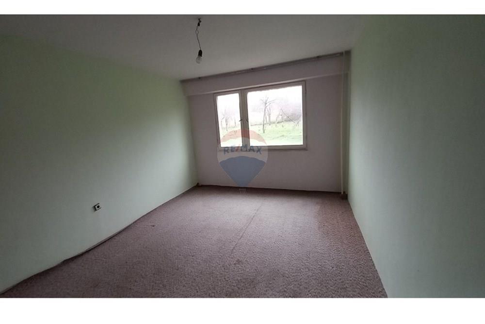 Апартамент - За продажба - гр. Разград, Област Разград, България - viber_изображение_2025-12-12_12-37-12-994.jpg - 360491001-90