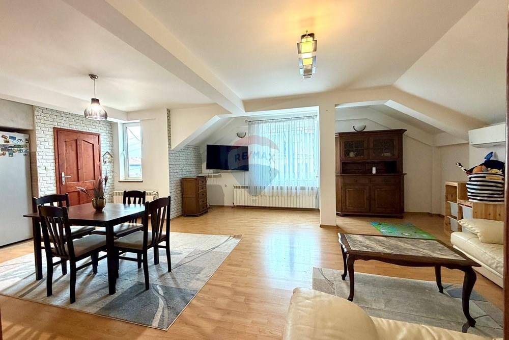 Градска къща - За продажба - гр. Горна Оряховица, Област Велико Търново, България - viber_изображение_2026-02-01_12-20-46-554.jpg - 360431008-421