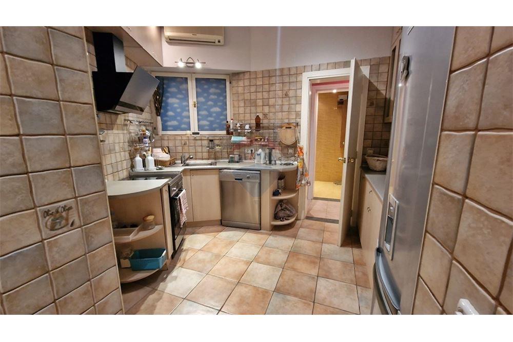 Апартамент - За продажба - гр. Пловдив, Област Пловдив, България - КУХНЯ - 360261007-211