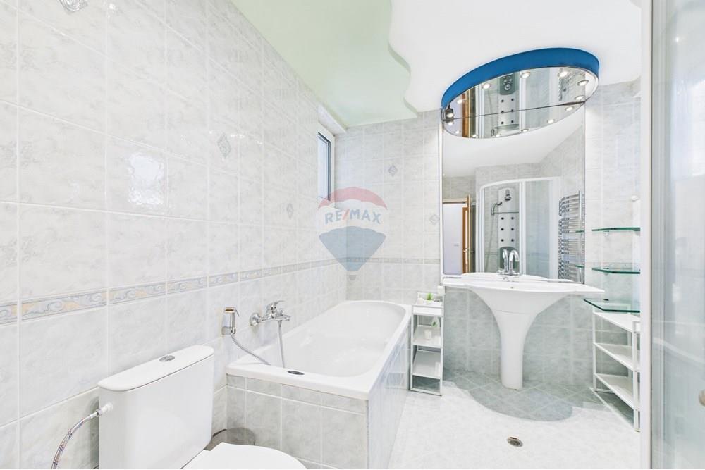 Градска къща - За продажба - гр. София, Област София град, България - CAM02315G0-PR0098-STILL048.jpg - 360241021-100