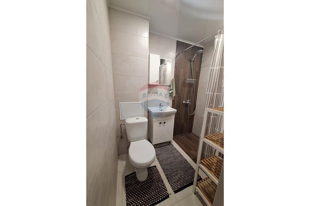 Апартамент - Под наем - гр. Варна, Област Варна, България - 20251211_154407.jpg - Баня - 360321033-167