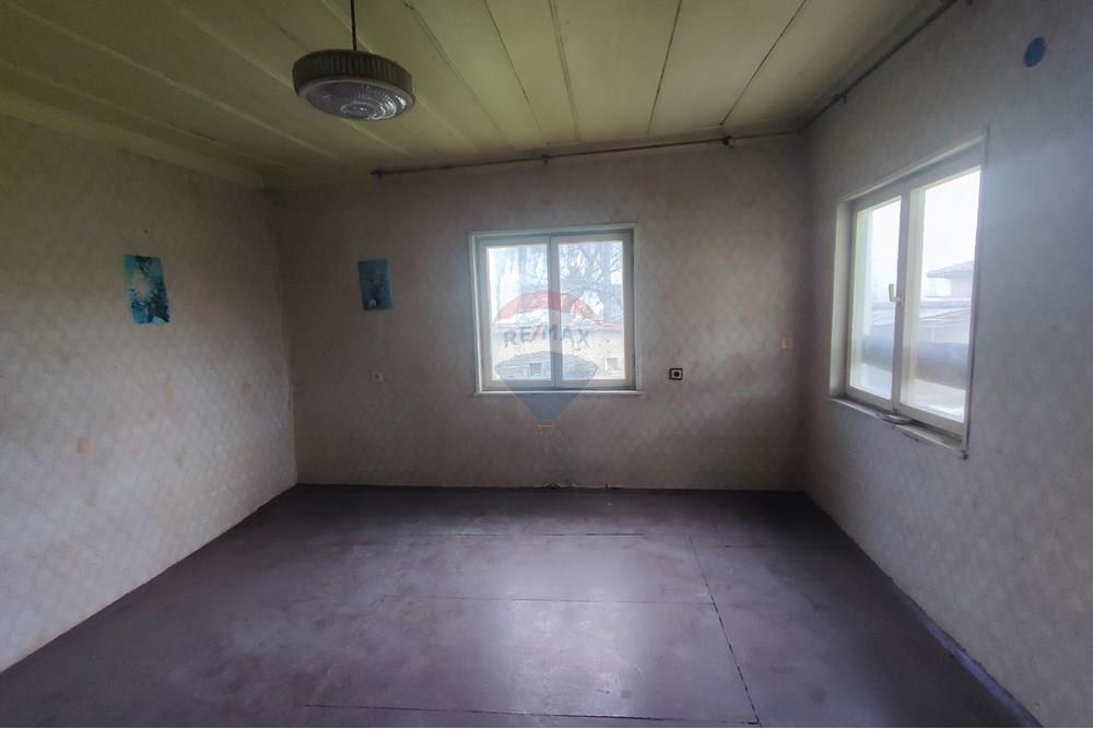 Селска къща - За продажба - с. Ресен, Област Велико Търново, България - IMG_20251216_103747.jpg - 360431003-150