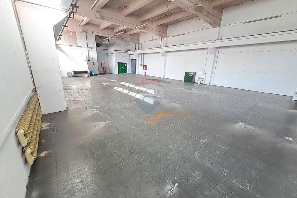 Индустриален имот - Под наем - гр. Русе, Област Русе, България - 20251021_135958.JPG - 360451036-39