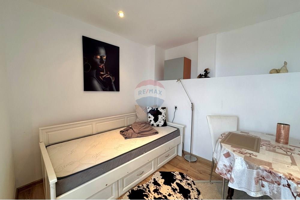 Hus på landet - Til salgs - с. Червена вода, Област Русе, България - IMG_3302.JPEG - Barneværelse - 360451033-97