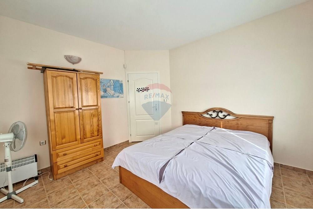 Селска къща - За продажба - с. Соколово, Област Добрич, България - 13.jpg - Спалня - 360321001-530