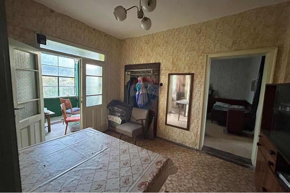 Градска къща - За продажба - гр. Каспичан, Област Шумен, България - viber_изображение_2025-11-10_16-41-34-414.jpg - 360441012-79