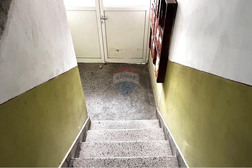 Landejendom - Til salg - гр. Лясковец, Област Велико Търново, България - 20241206_124733187_iOS.jpg - 360431025-12